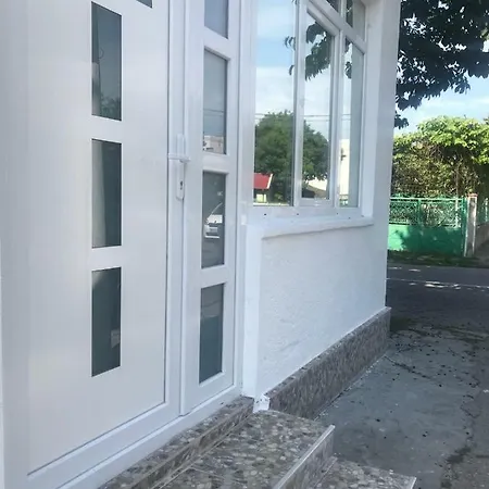 Zeino Place Apartment